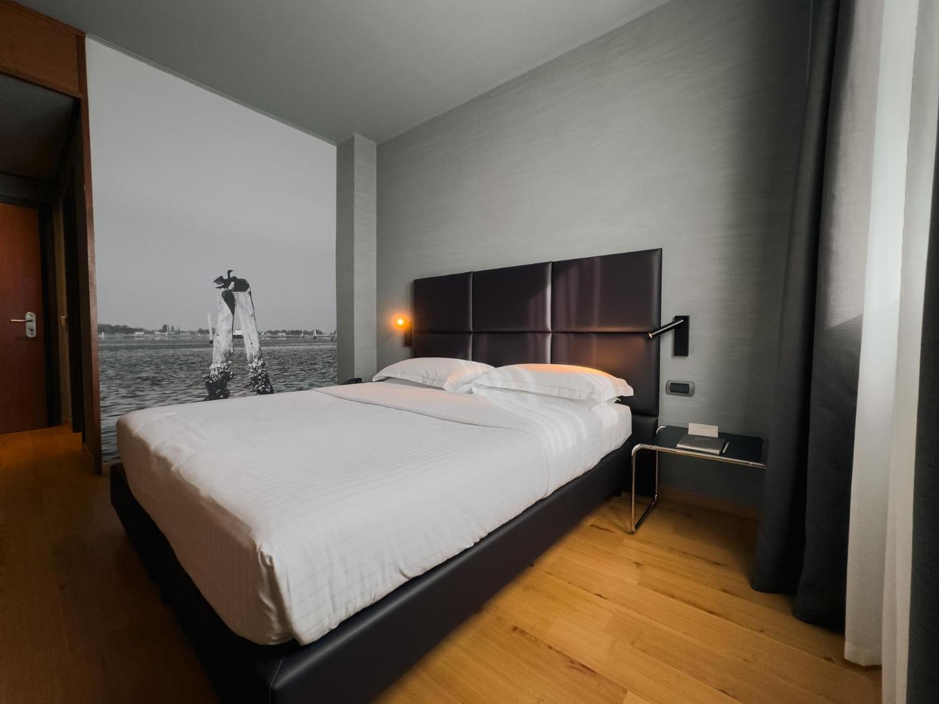 Point Hotel Пйове-ді-Сакко Екстер'єр фото